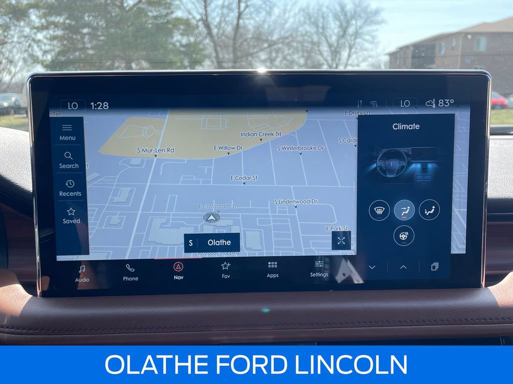 Certified 2021 Lincoln Nautilus Reserve w/ Class II Trailer Tow Package image 13