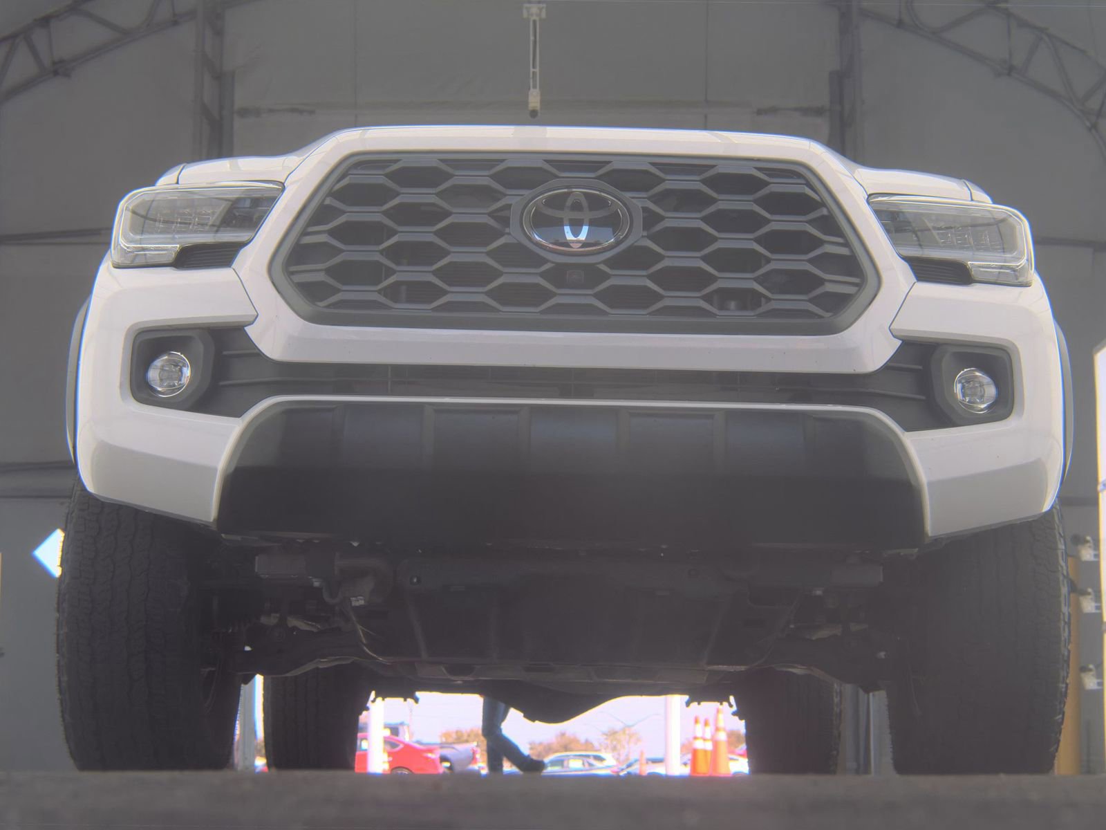 Used 2023 Toyota Tacoma TRD Off-Road w/ TRD Premium Off Road Package image 3