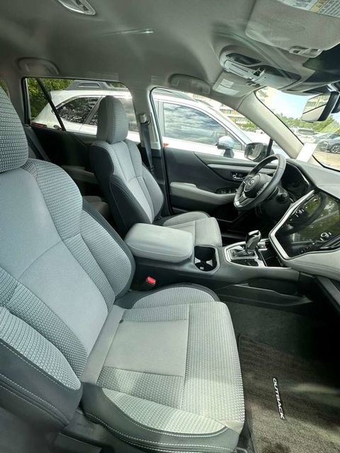 Certified 2025 Subaru Outback Premium AWD/4WD image 14