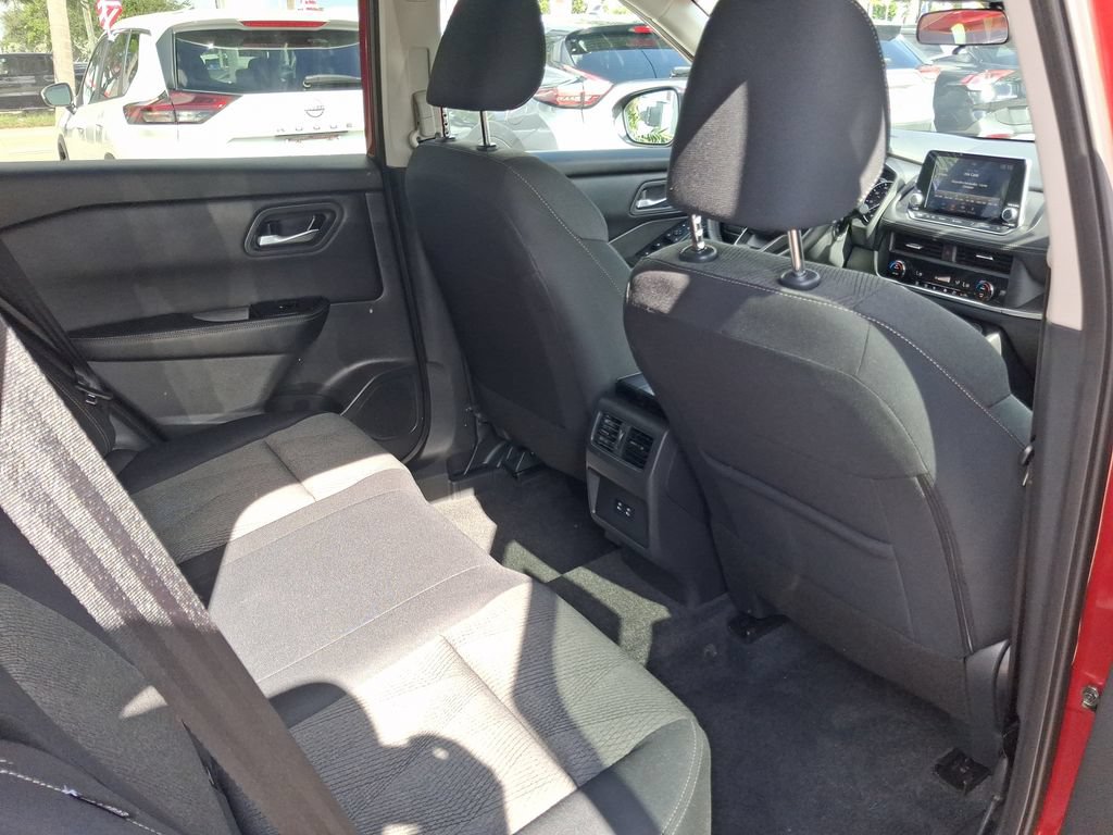 Used 2026 Nissan Rogue SV FWD image 20