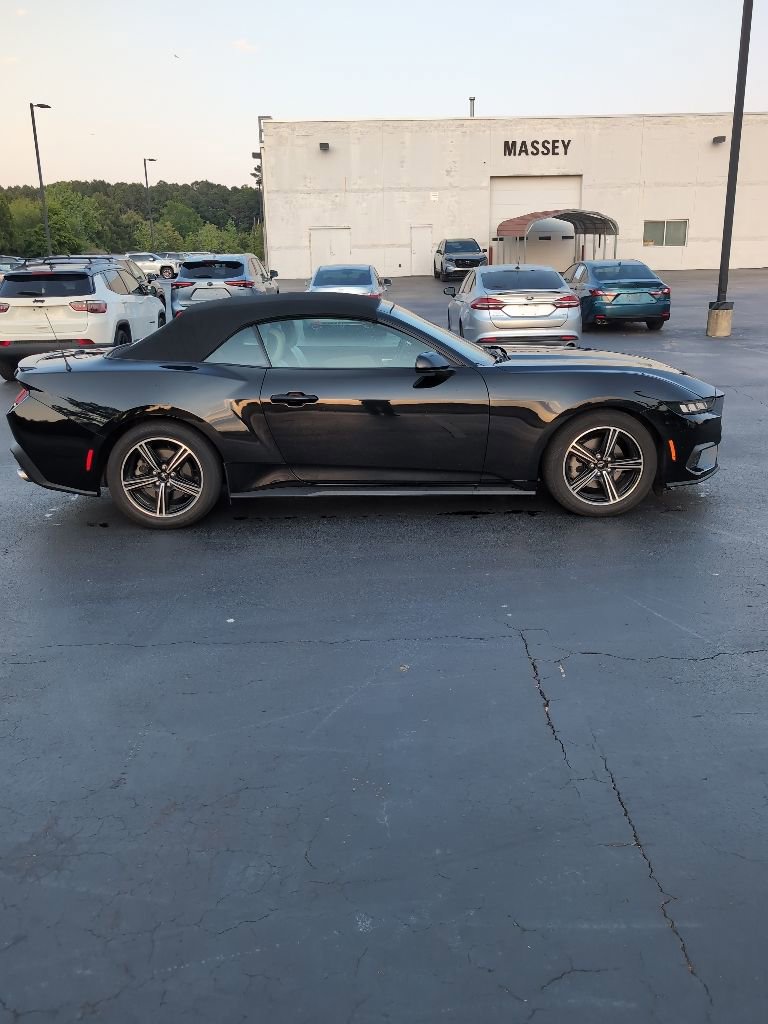Used 2024 Ford Mustang Premium RWD image 6
