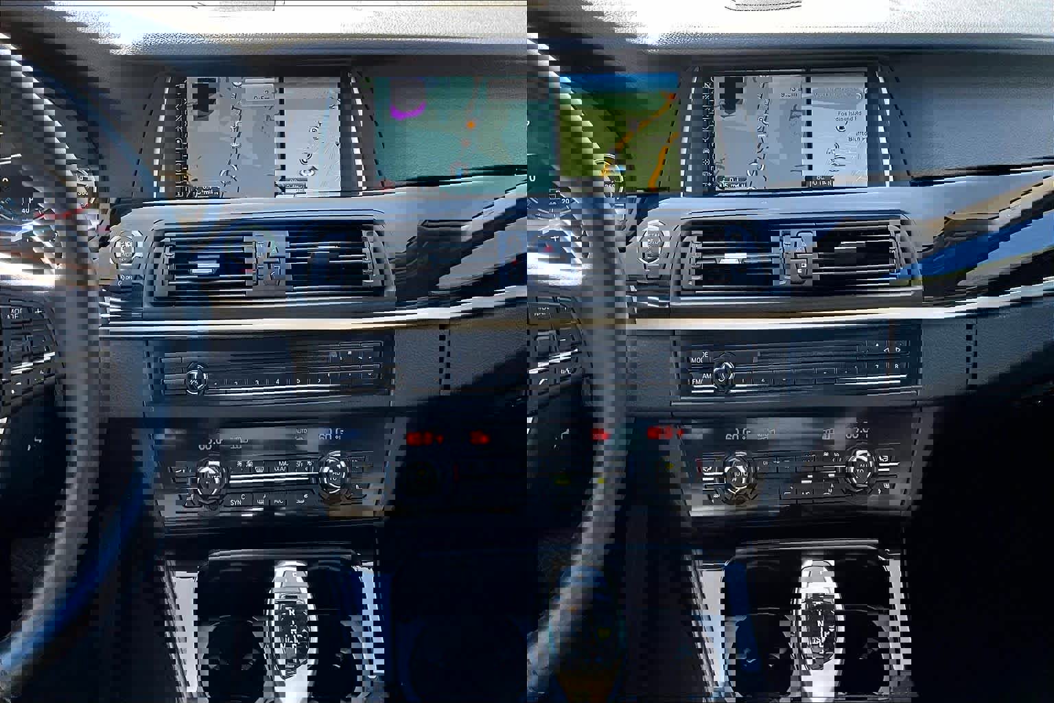 Used 2016 BMW 528i xDrive Sedan image 7