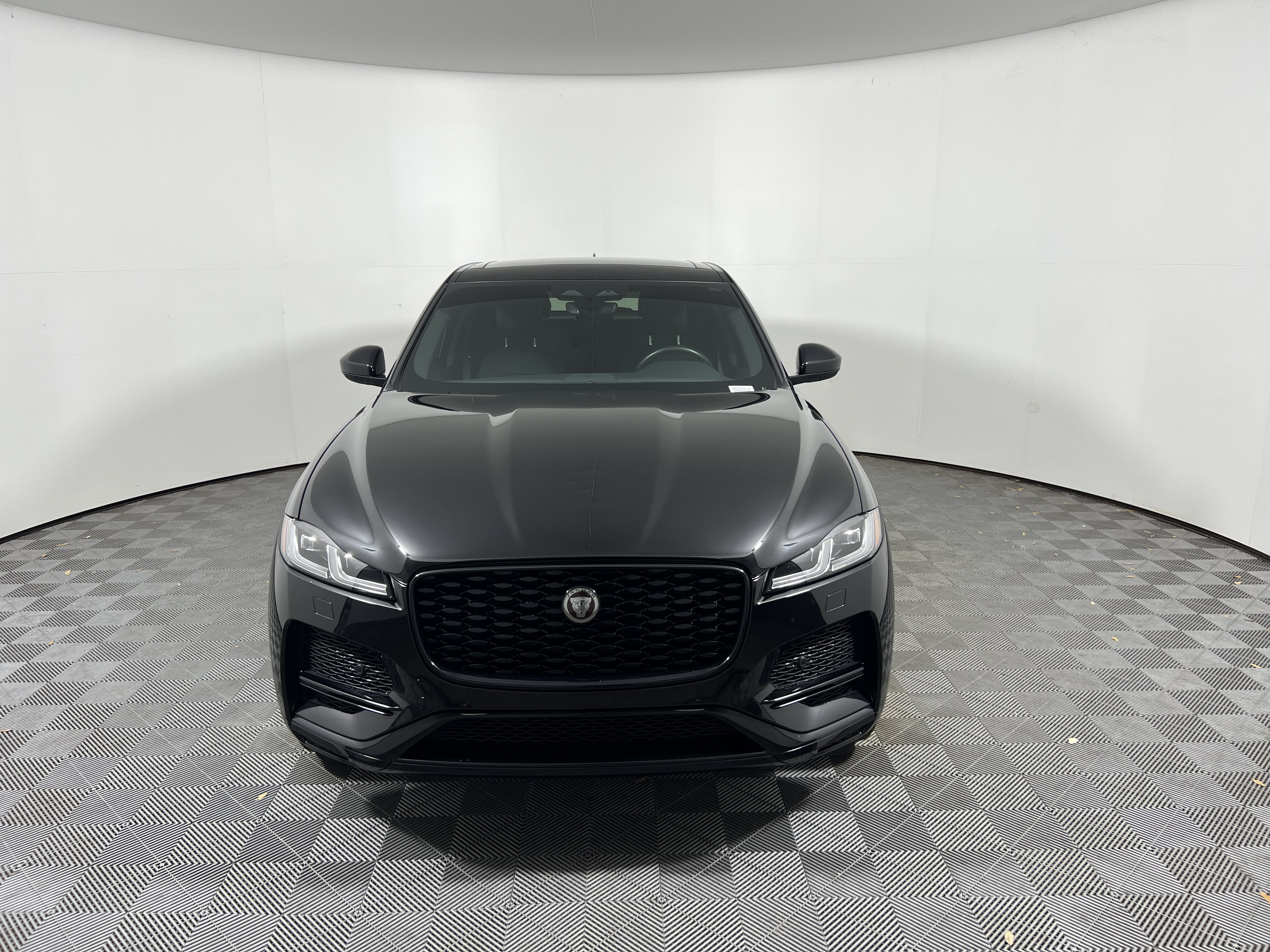 Used 2022 Jaguar F-PACE S AWD/4WD image 8