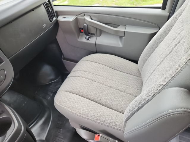 New 2026 GMC Savana 2500 Extended w/ Safety Package RWD image 14