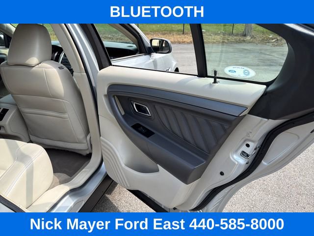 Used 2010 Ford Taurus SEL FWD image 17