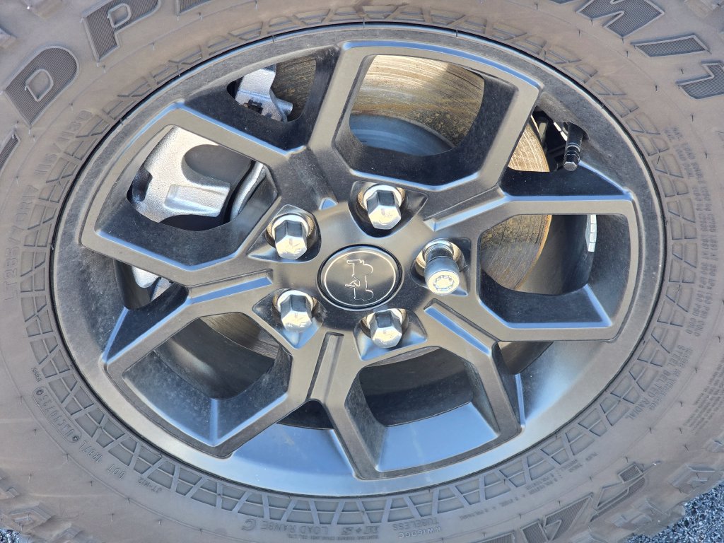 Used 2025 Jeep Wrangler Unlimited Sport AWD/4WD image 11