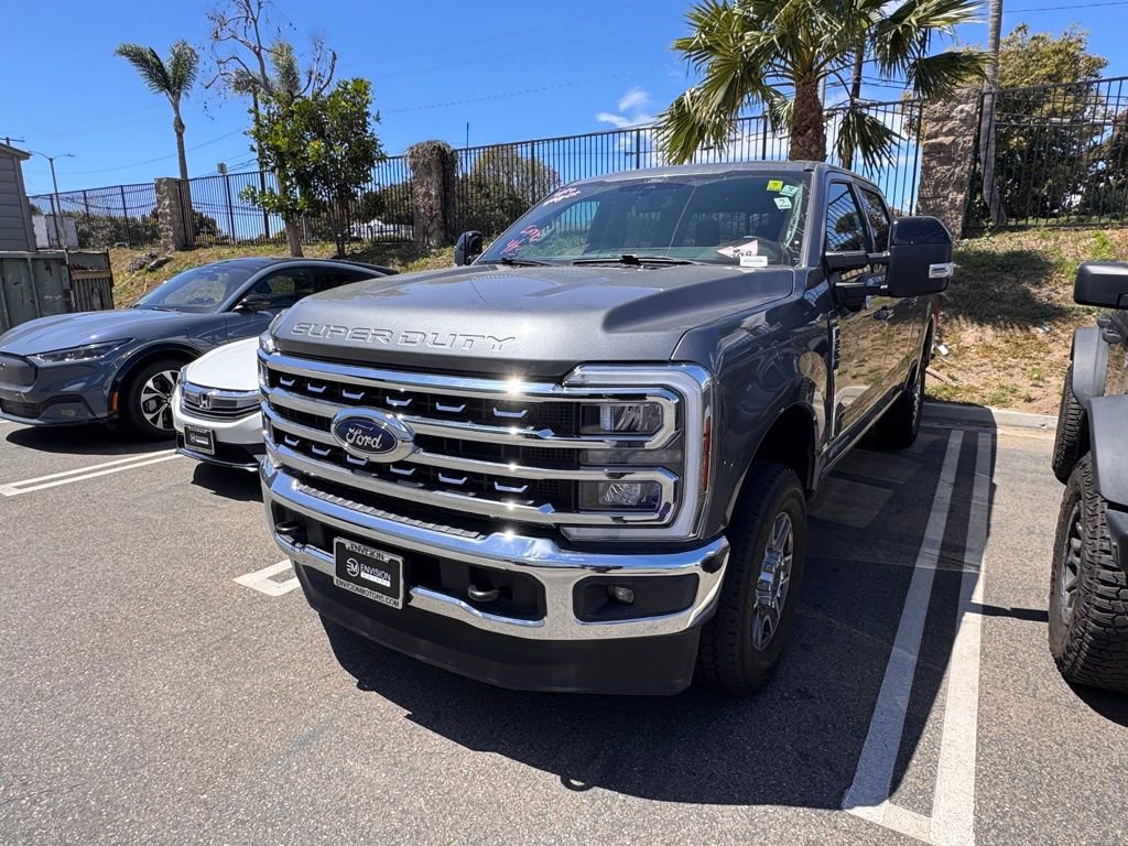 Used 2024 Ford F250 Lariat image 3