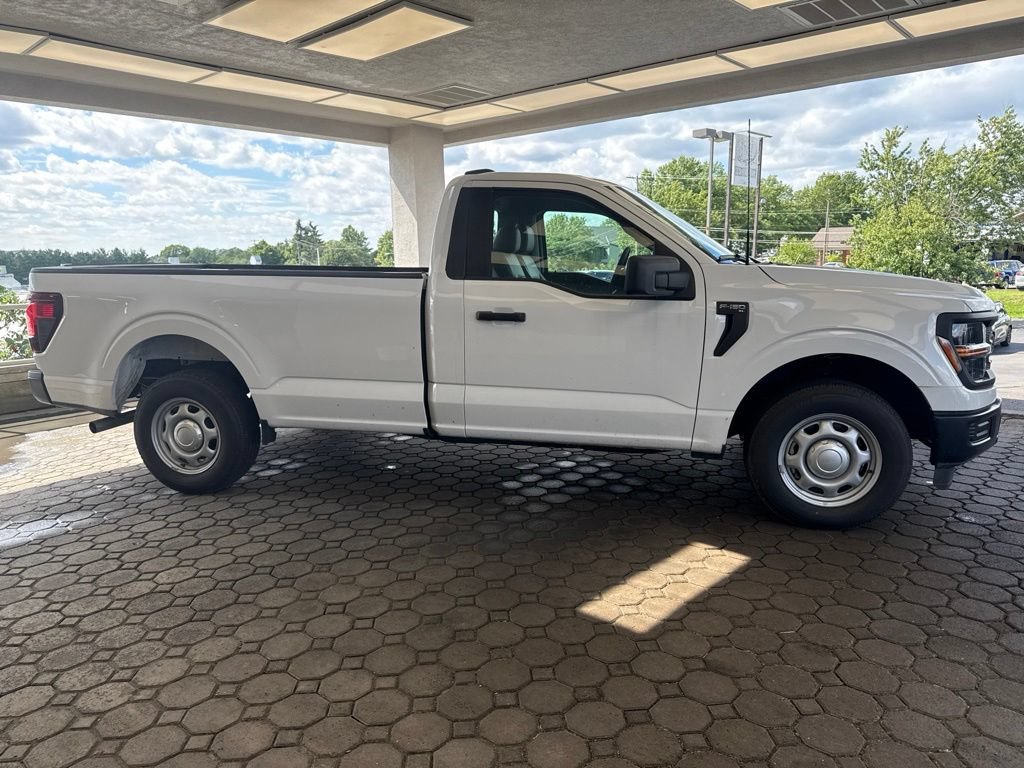 Used 2025 Ford F150 XL RWD image 5