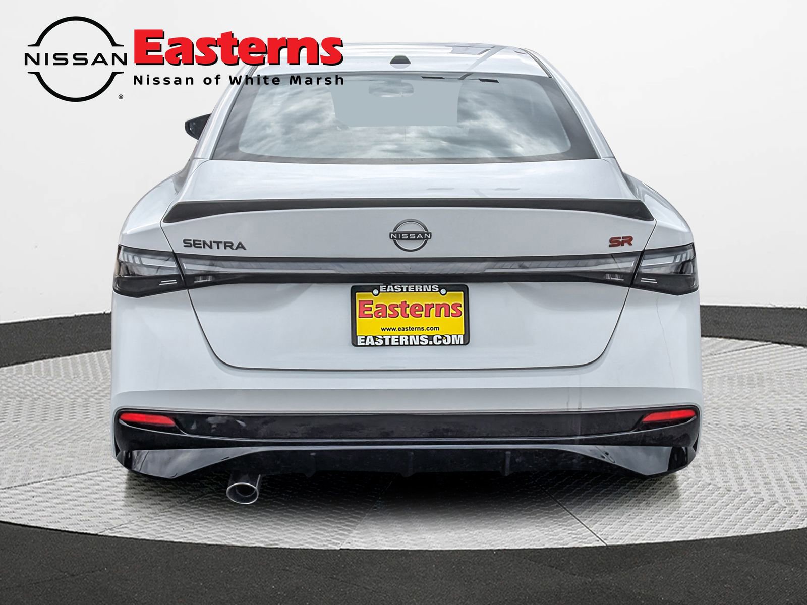 New 2026 Nissan Sentra SR w/ Floor Mat Package FWD image 7