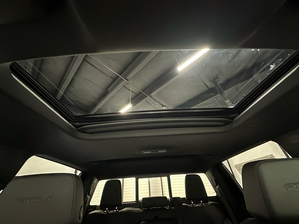 New 2026 GMC Sierra 1500 AT4 w/ Technology Package image 38