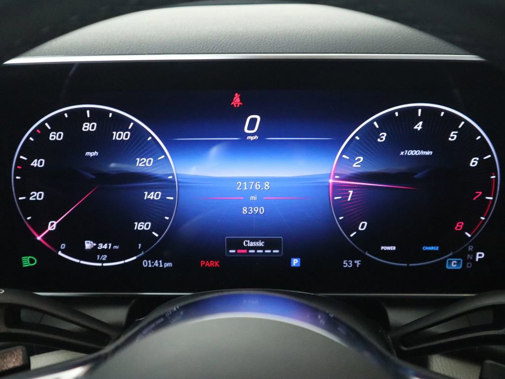 Certified 2025 Mercedes-Benz GLC 300 image 31