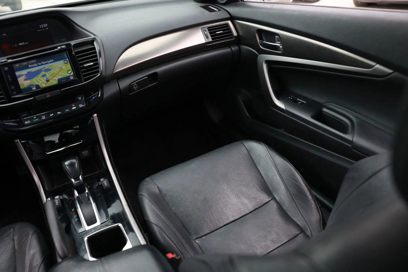 Used 2016 Honda Accord Touring image 22