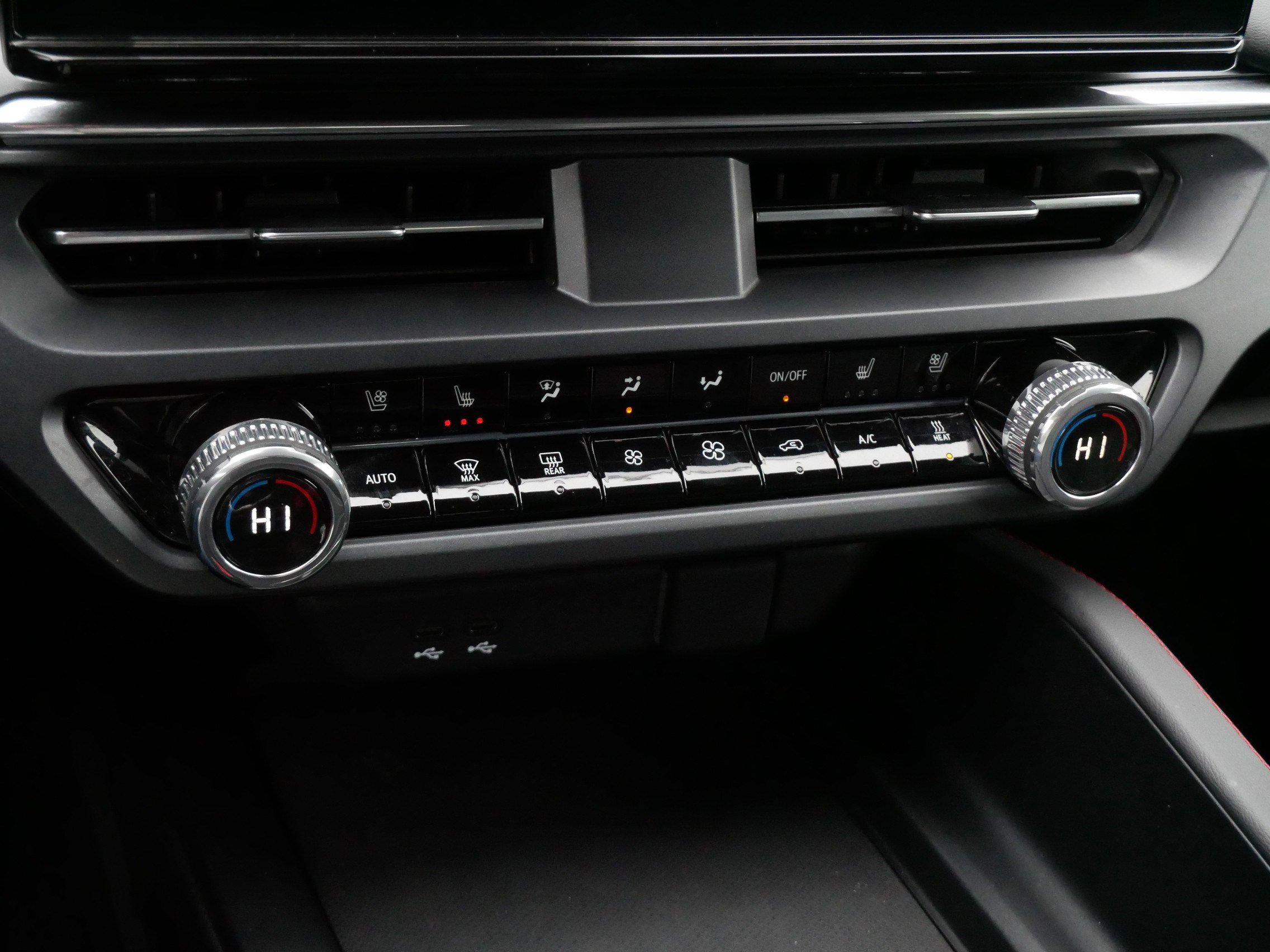 Used 2024 Acura ZDX A-Spec image 23