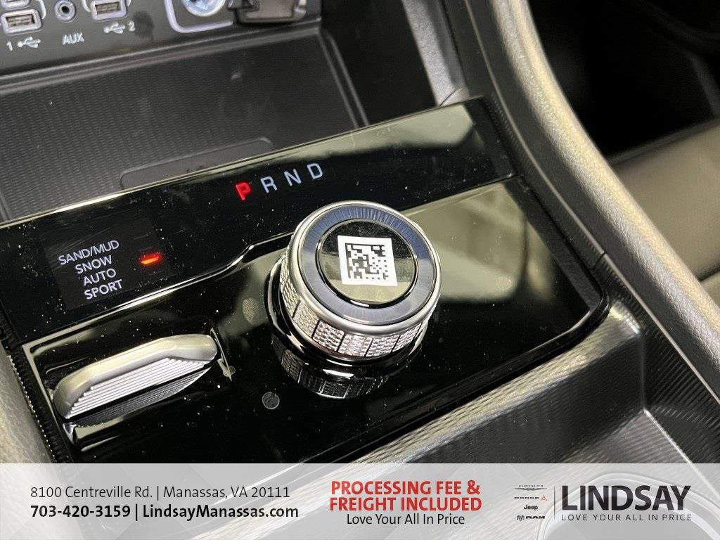 New 2025 Jeep Grand Cherokee Limited w/ Luxury Tech Group II image 37