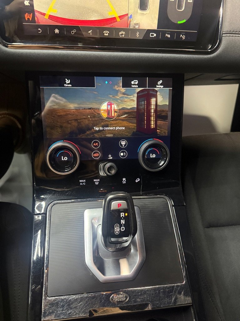 Used 2020 Land Rover Range Rover Evoque R-Dynamic SE image 11