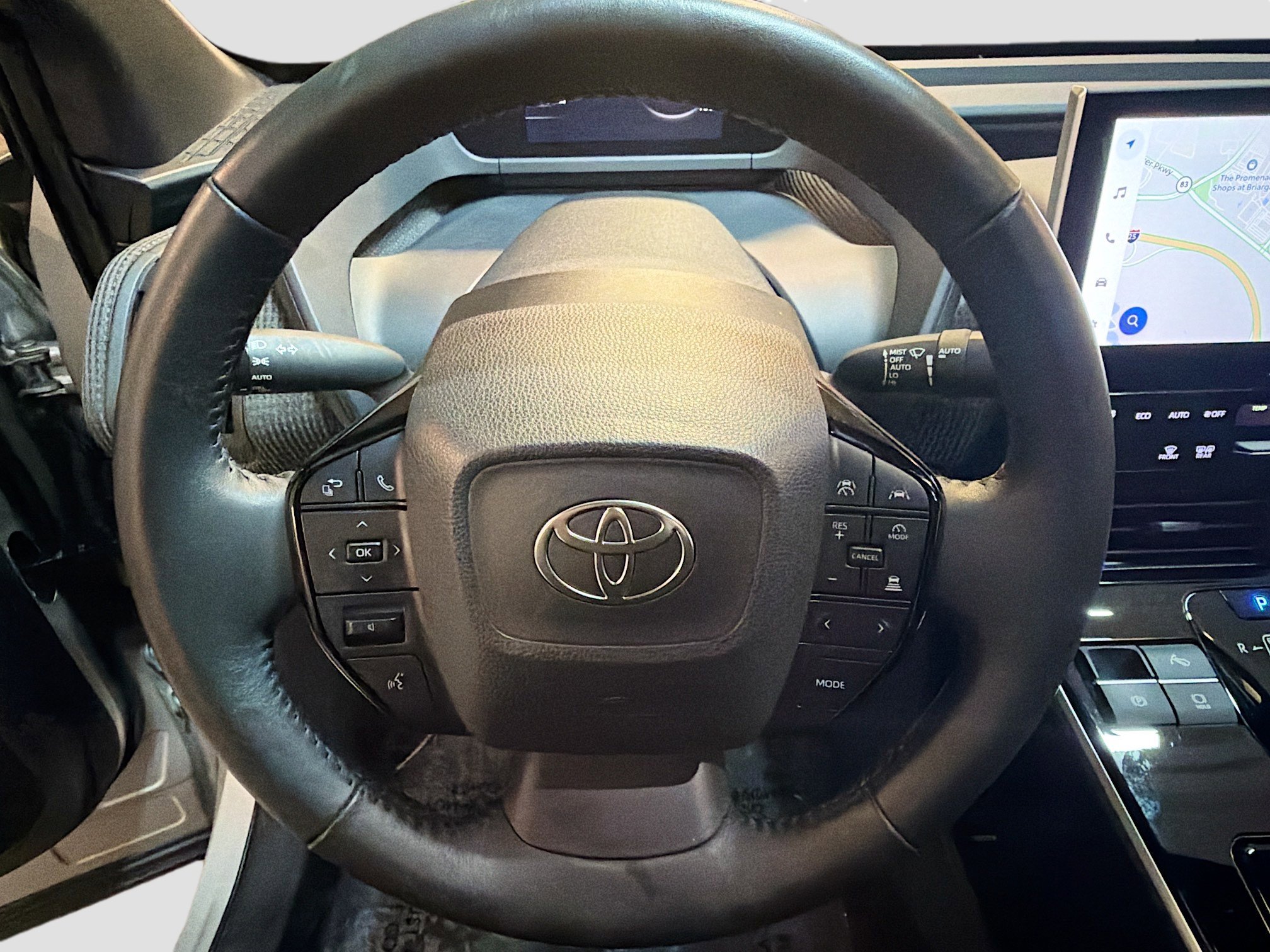 Used 2025 Toyota bZ4X XLE image 18