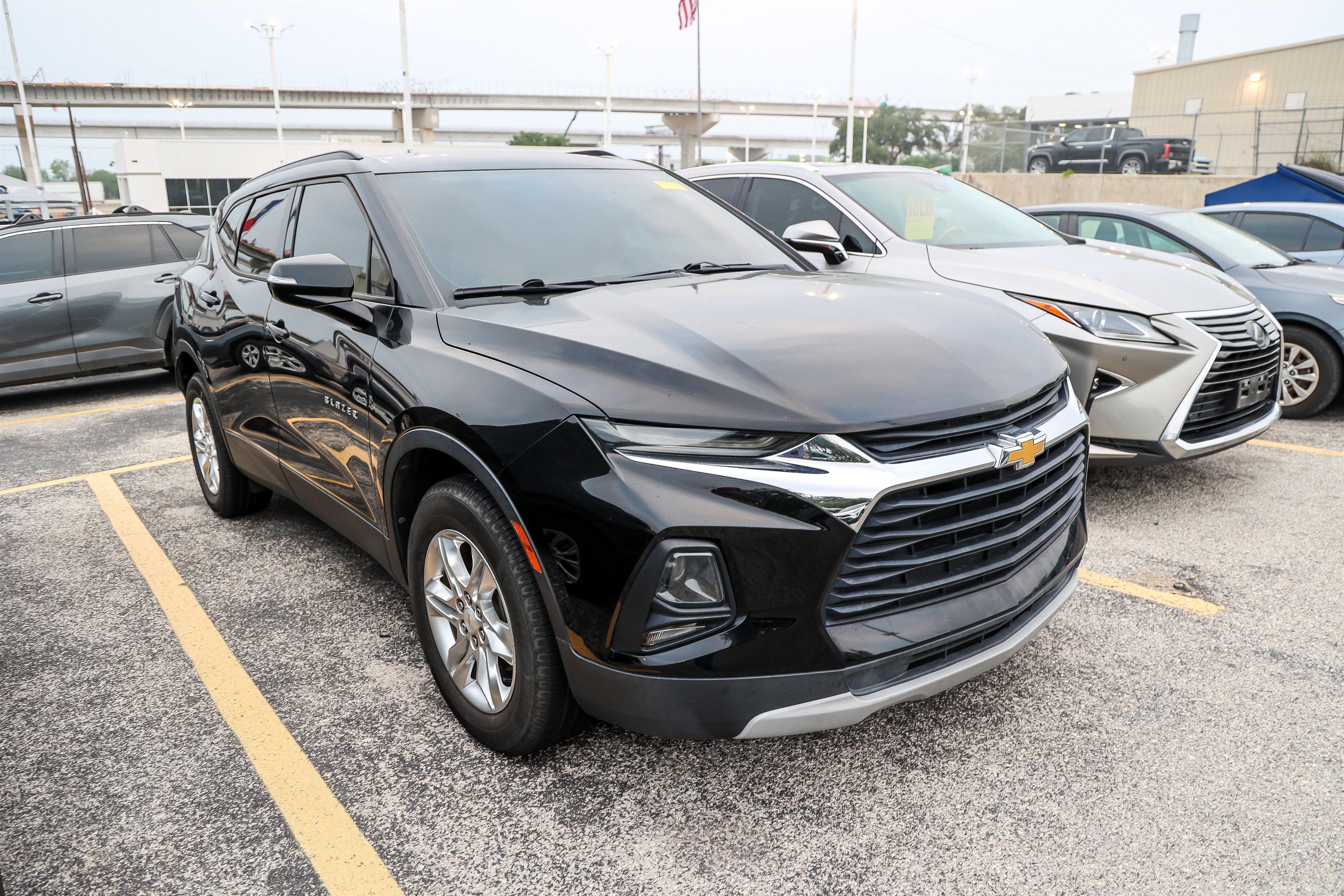 Used 2019 Chevrolet Blazer LT FWD image 17