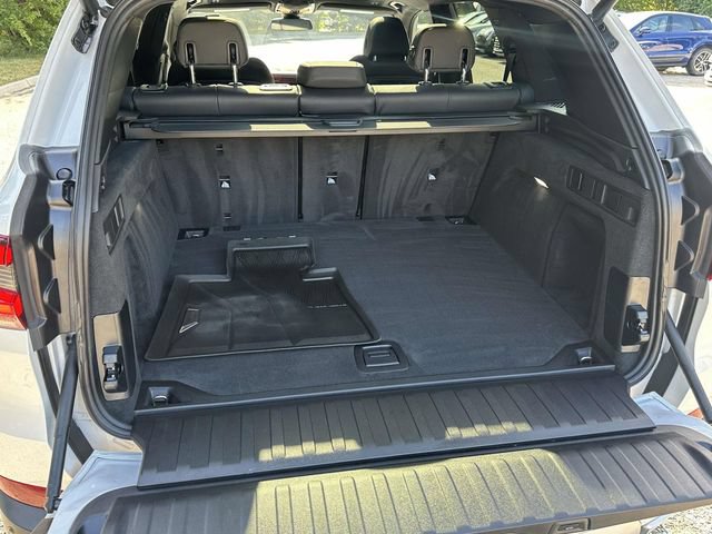Used 2021 BMW X5 xDrive40i w/ Premium Package AWD/4WD image 16
