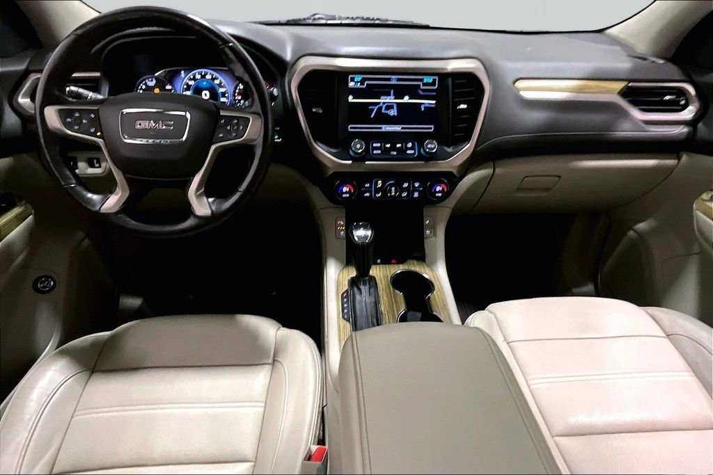 Used 2018 GMC Acadia Denali w/ Technology Package AWD/4WD image 7