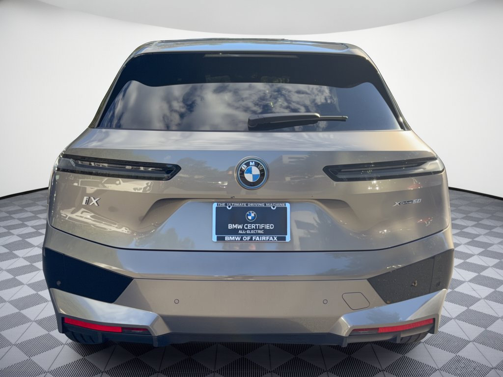 Certified 2024 BMW iX xDrive50 w/ Premium Package AWD/4WD image 11