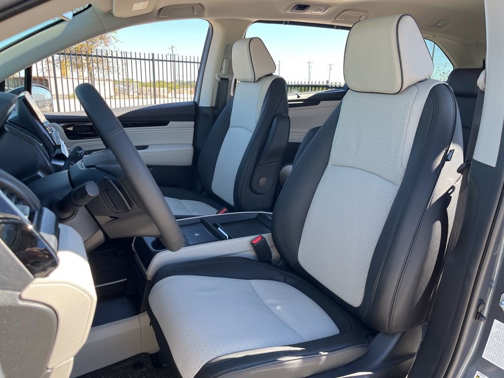 New 2026 Honda Odyssey Elite image 13
