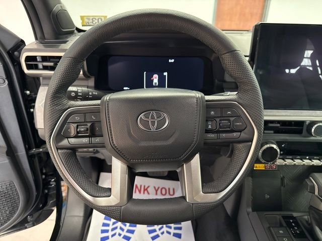 Used 2025 Toyota Tacoma Trailhunter image 31
