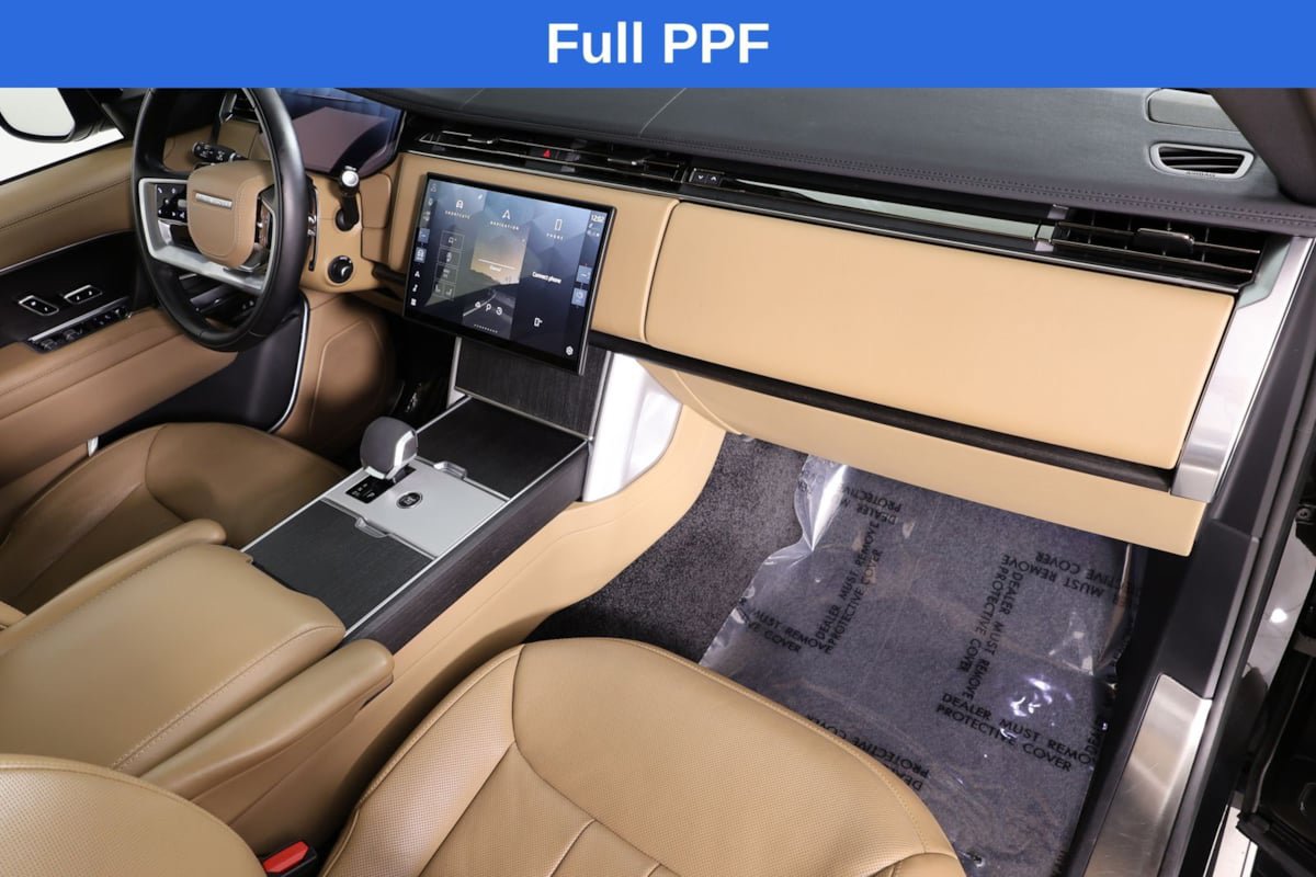 Used 2024 Land Rover Range Rover SE AWD/4WD image 31