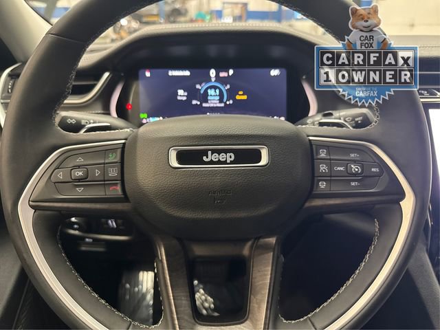 Used 2023 Jeep Grand Cherokee Limited image 17