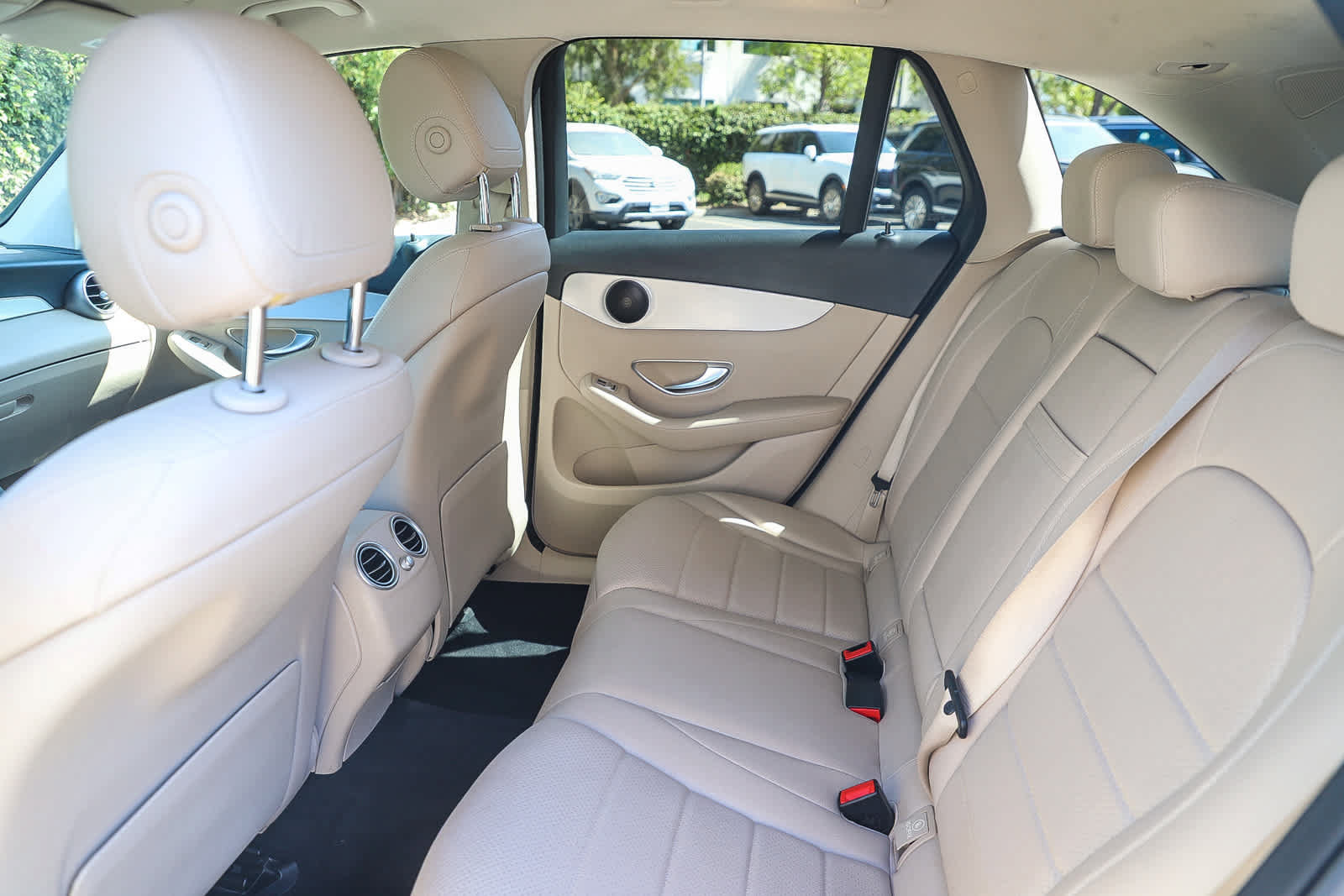 Used 2021 Mercedes-Benz GLC 300 image 18