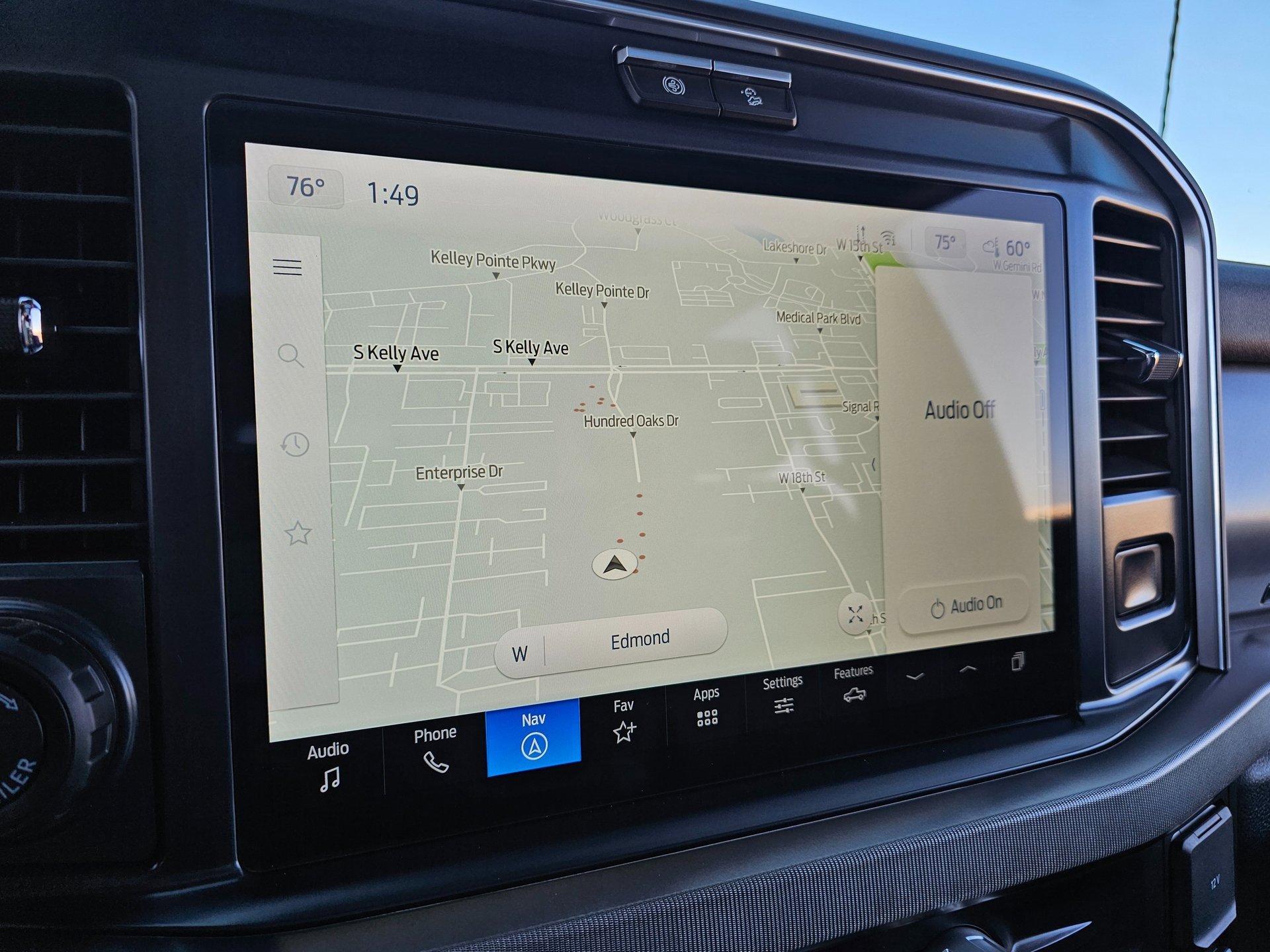 Used 2025 Ford F250 Platinum w/ FX4 Off-Road Package image 67