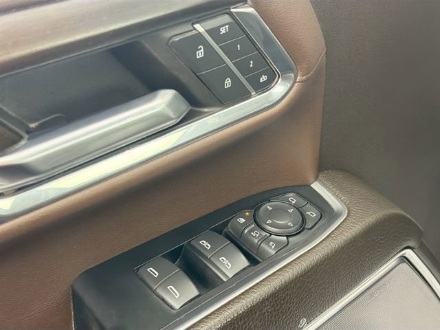 Used 2024 GMC Sierra 2500 Denali w/ Denali Reserve Package image 18