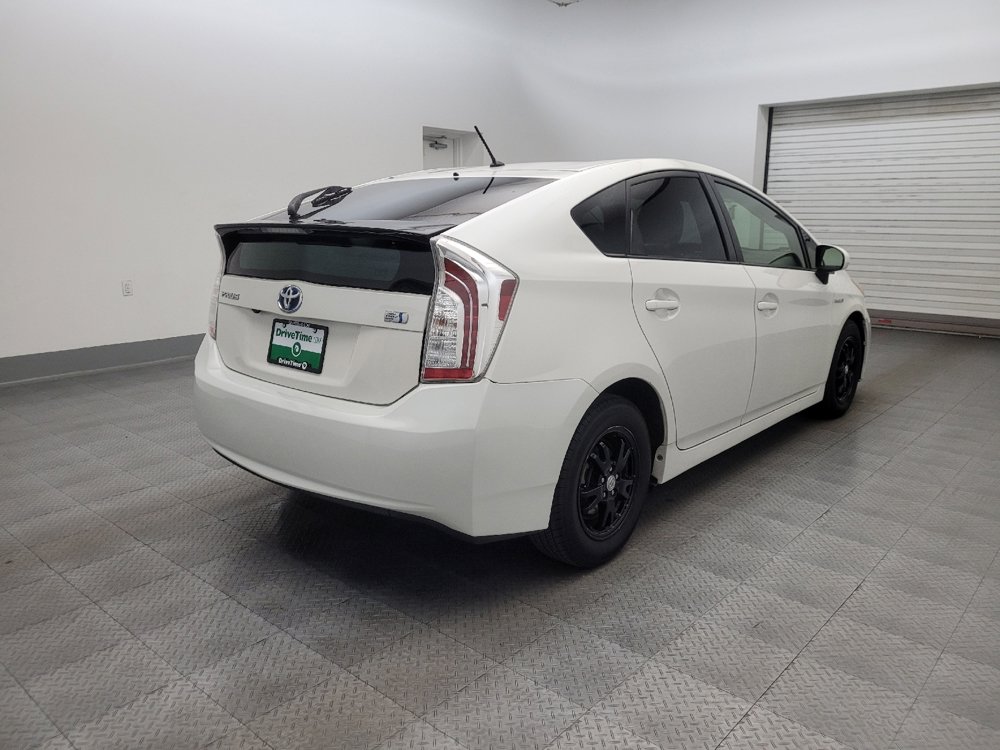 Used 2015 Toyota Prius Two image 9