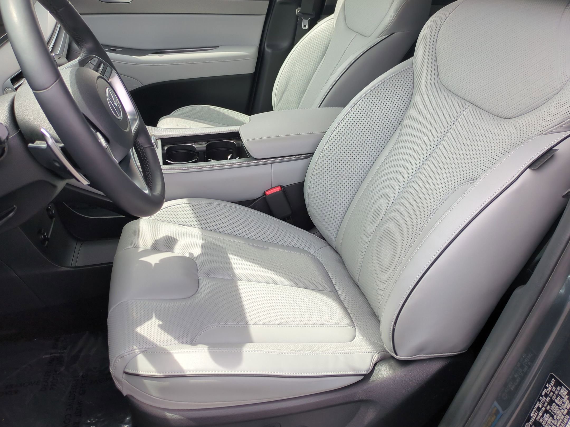 Used 2023 Hyundai Palisade SEL w/ Premium Package image 17