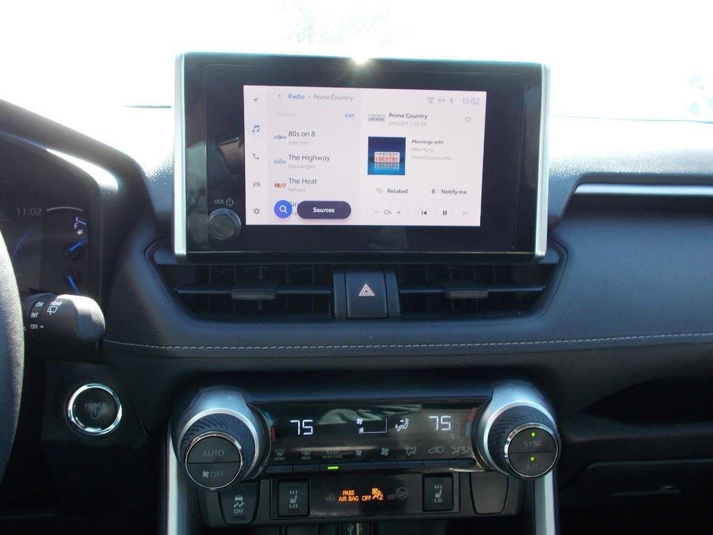 Used 2023 Toyota RAV4 XLE image 24