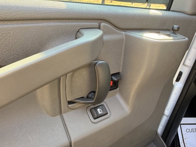 Used 2025 Chevrolet Express 3500 LT w/ LT Preferred Equipment Group RWD image 14