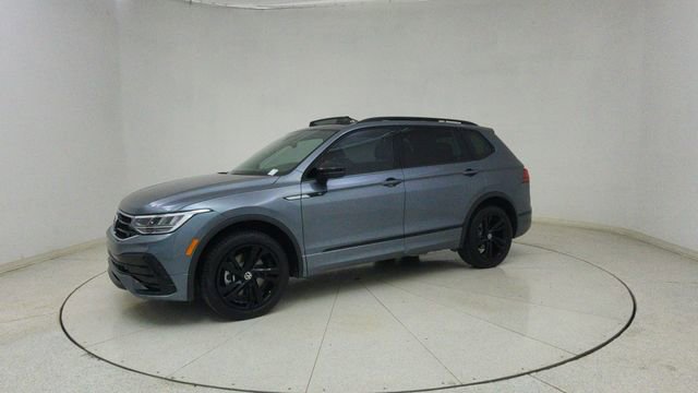 Used 2023 Volkswagen Tiguan SE R-Line image 67