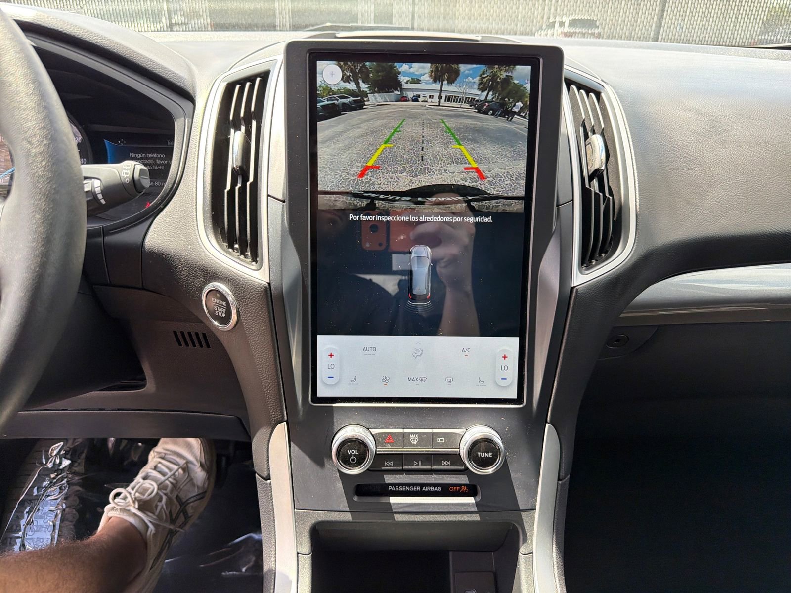 Used 2024 Ford Edge SEL AWD/4WD image 19