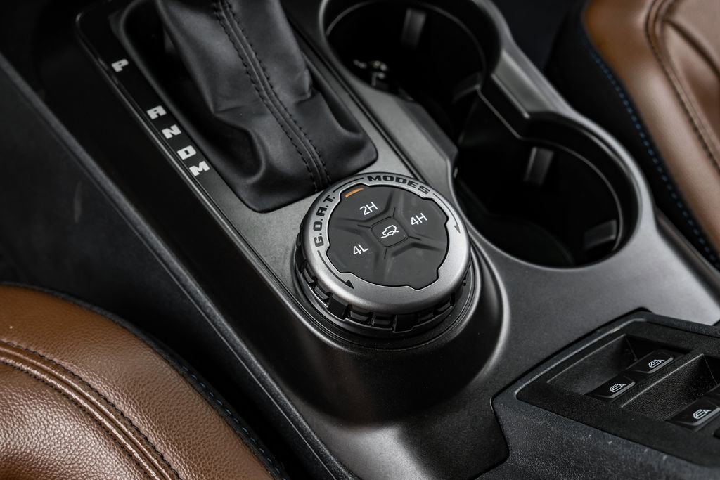 Used 2023 Ford Bronco Outer Banks image 25