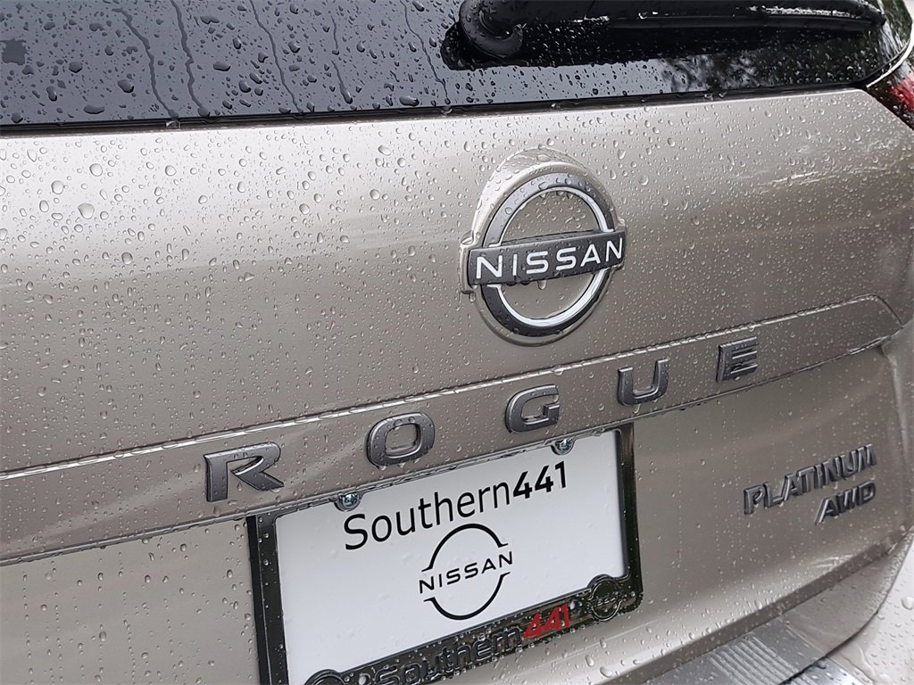New 2026 Nissan Rogue Platinum image 10