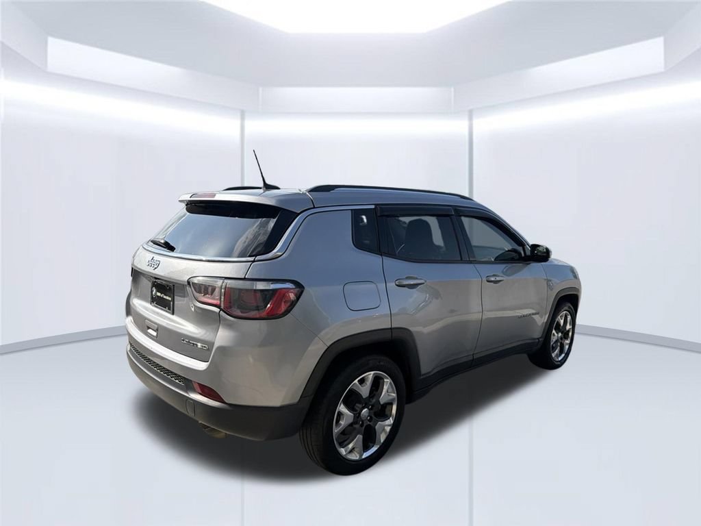 Used 2019 Jeep Compass Limited FWD image 7
