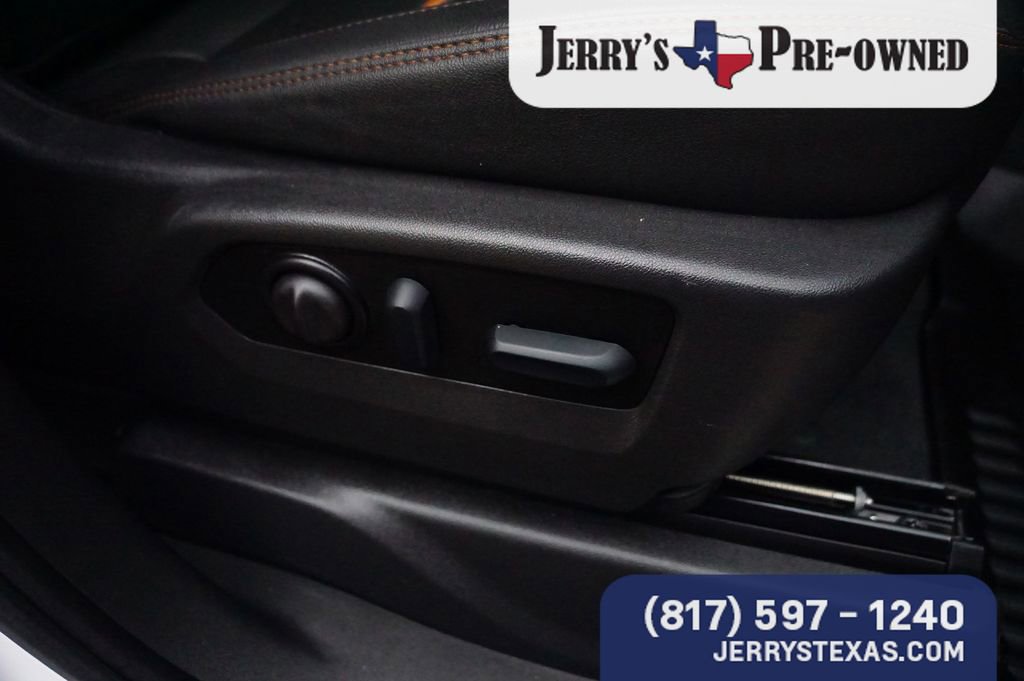 Used 2023 GMC Sierra 2500 AT4 AWD/4WD image 25