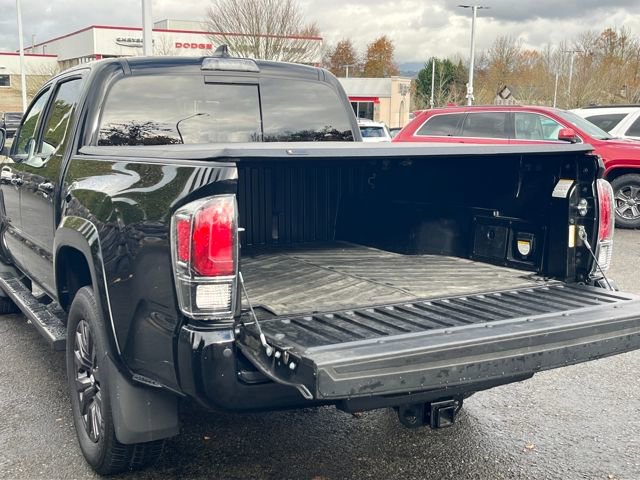 Used 2023 Toyota Tacoma Limited image 7