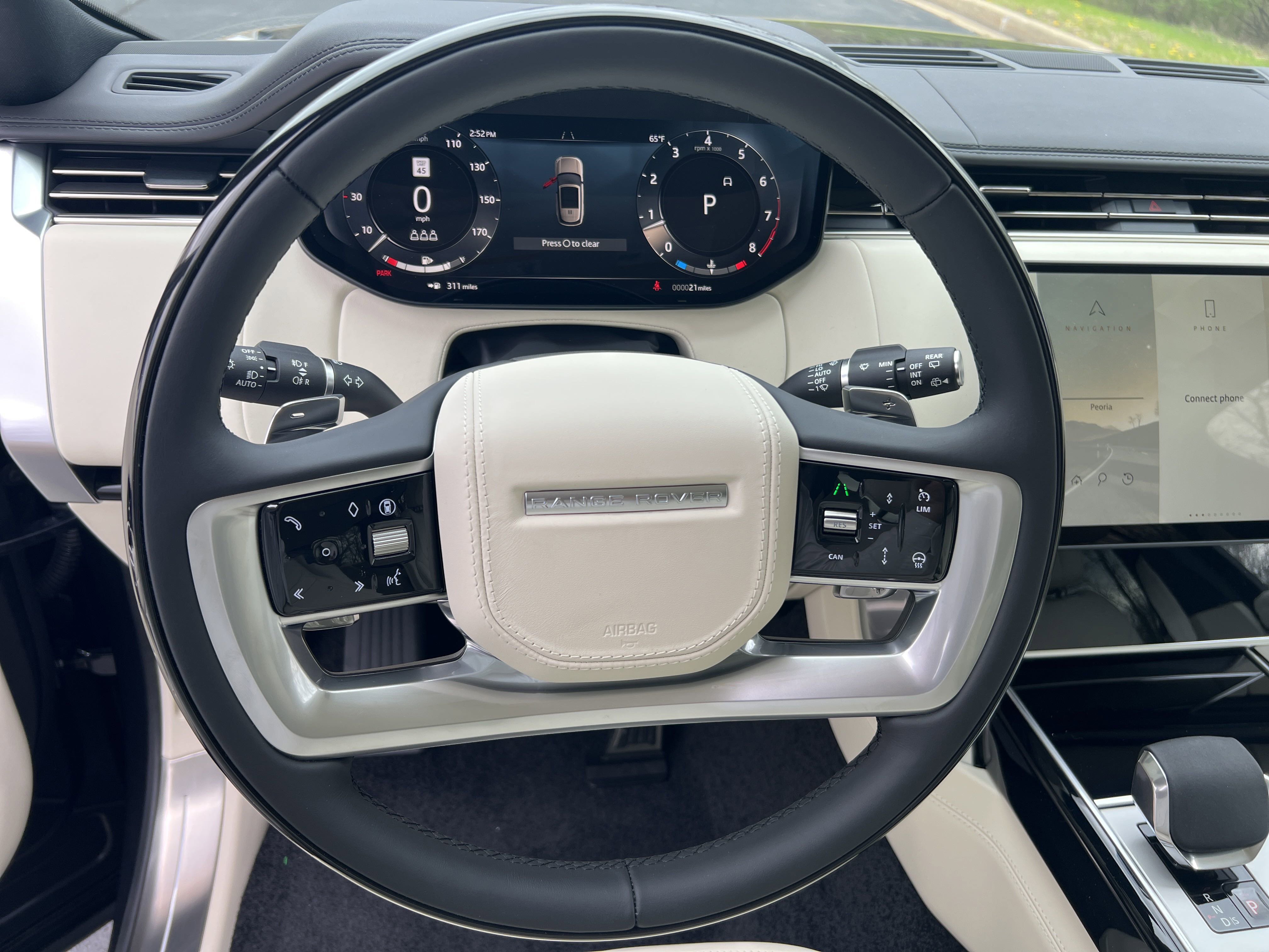New 2025 Land Rover Range Rover SE image 10