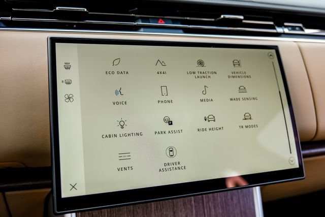 New 2026 Land Rover Range Rover SE AWD/4WD image 41