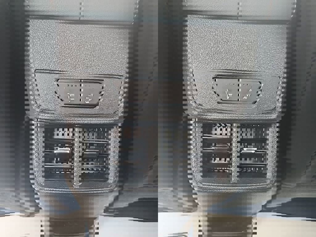 New 2026 GMC Terrain AT4 w/ Convenience Package III image 19