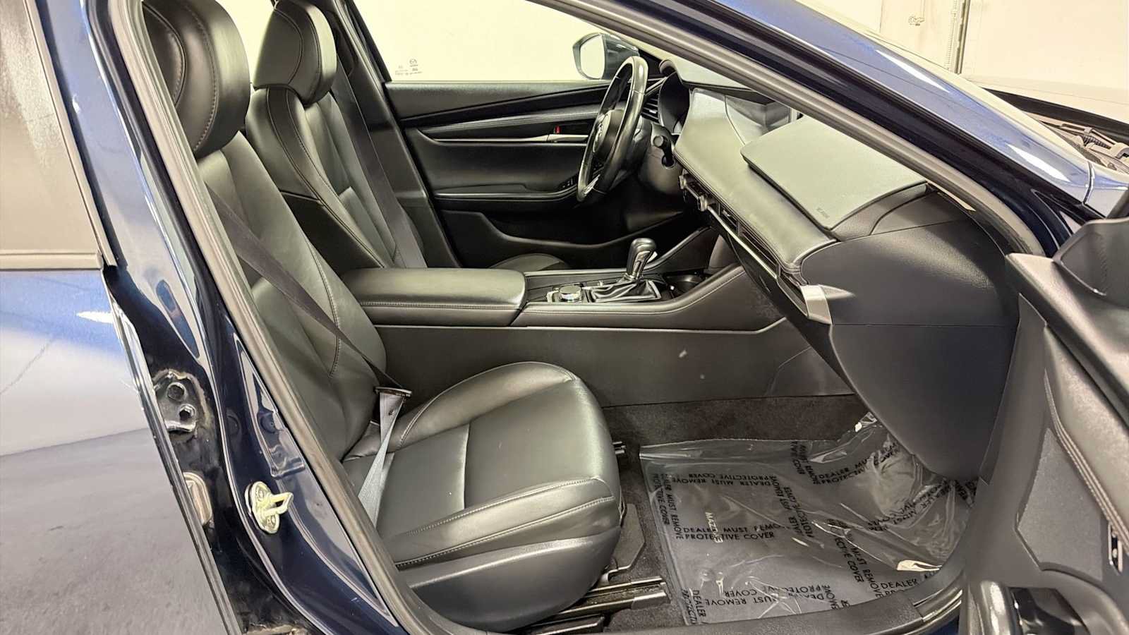 Used 2024 MAZDA MAZDA3 s FWD image 29