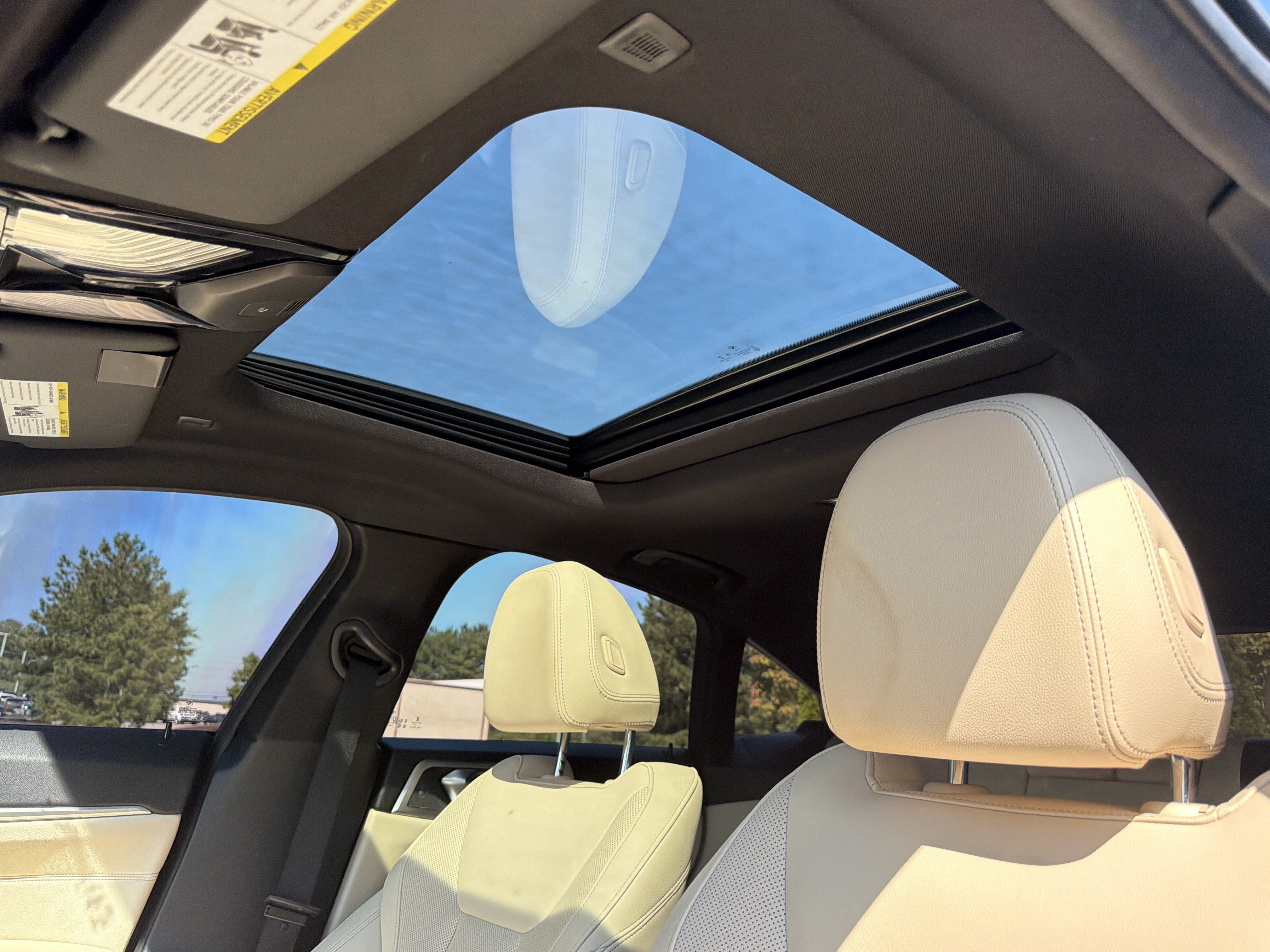 Used 2023 BMW i4 eDrive40 w/ Premium Package RWD image 73