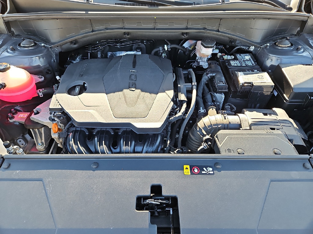 Certified 2024 Kia Sorento S FWD image 32