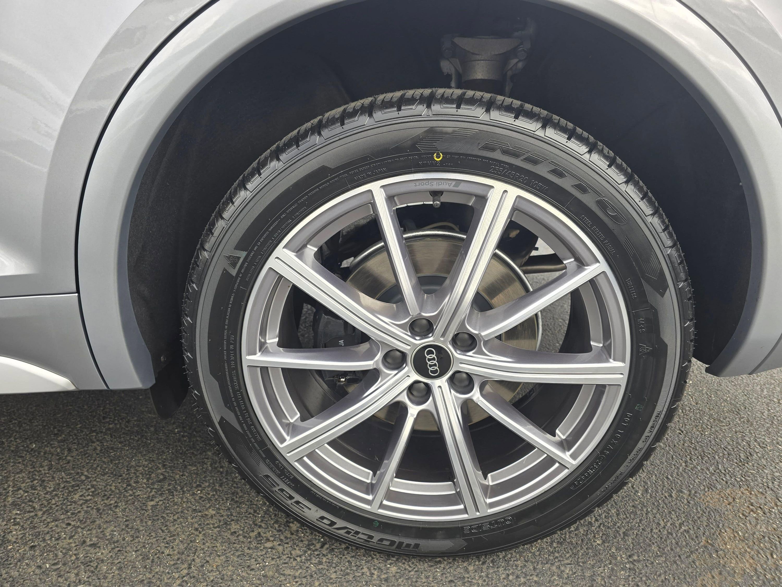 Used 2023 Audi SQ5 Prestige w/ Prestige Package image 22