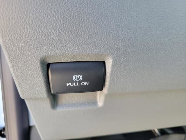 New 2025 Ford F450 XL w/ XL Chrome Package image 15